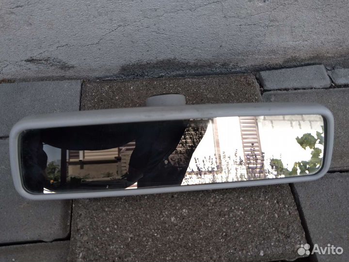 Зеркало заднего вида со Шкоды Октавиа