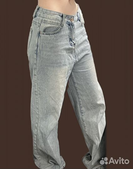 Очень широкие джинсы