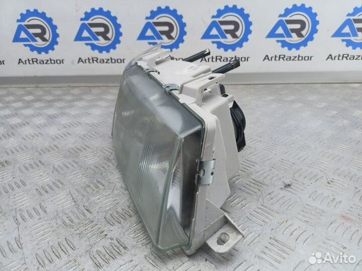 Фара правая Лада 2110