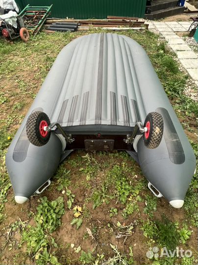 Надувная лодка