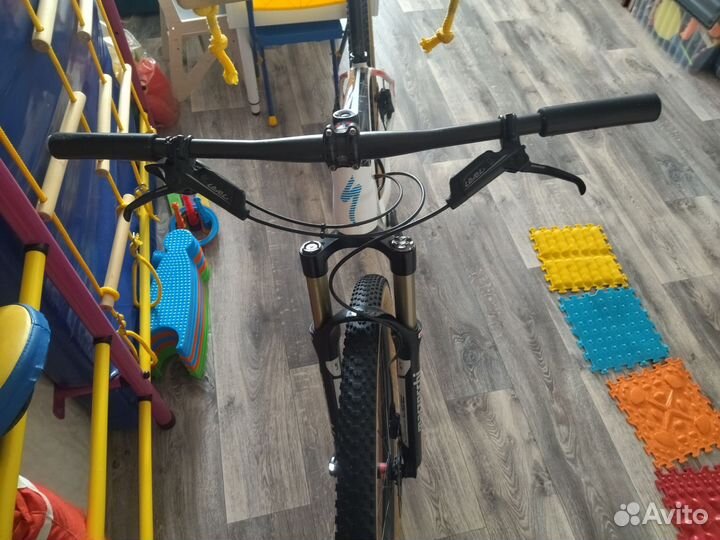 Велосипед карбоновый 29 Specialized stumpjumper