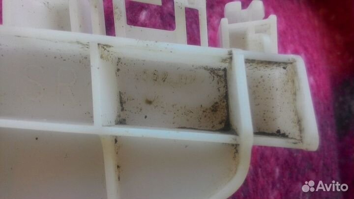 Кронштейн заднего бампера Toyota Corolla 180