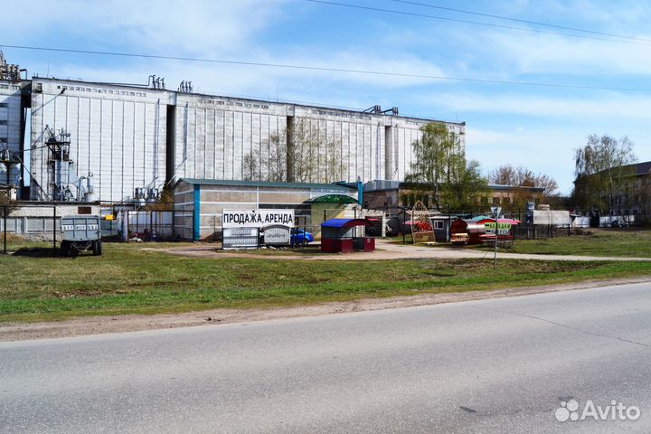 Продается произв-торг. база на красной линии