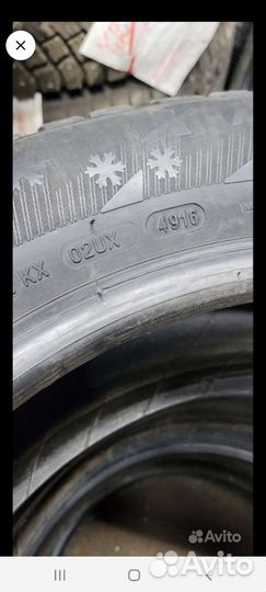 Michelin X-Ice North 3 215/60 R17