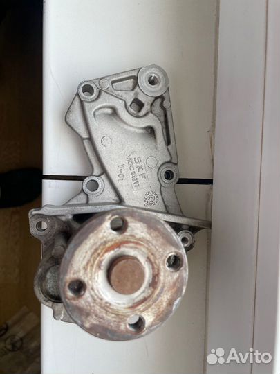 Помпа ford focus 2 1.6