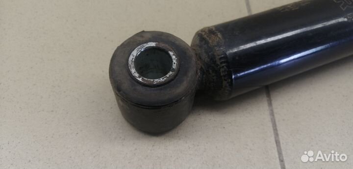 Амортизатор задний левый MK 2008