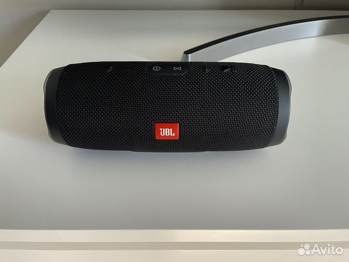 Колонка jbl charge 3