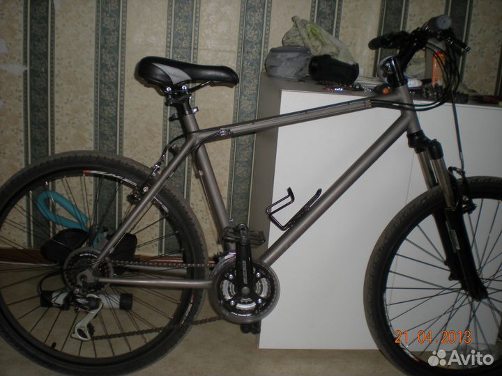 Велосипедная рама титановая