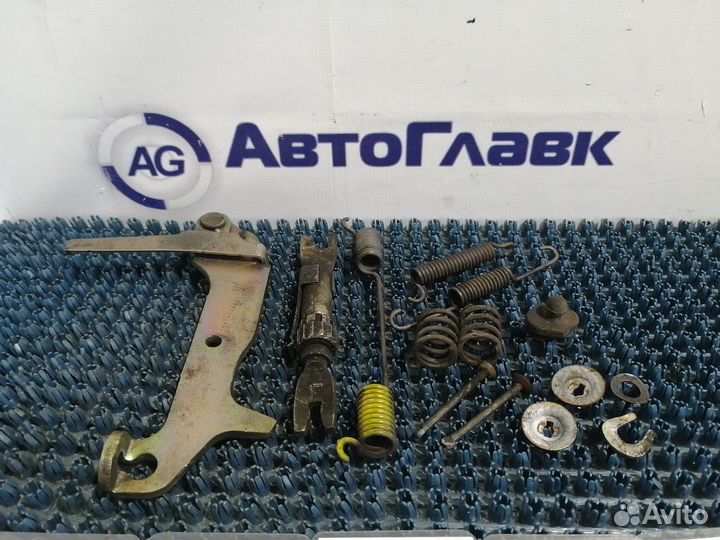 Ремкомплект стояночного тормоза Nissan Sunny