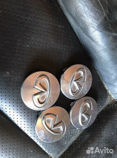 Колпачки колесные Infiniti