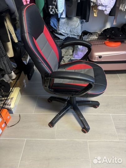 Компьютерный стул