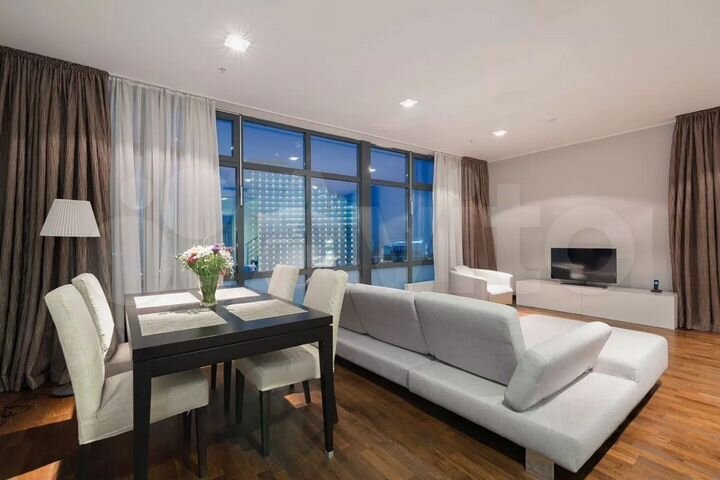 2-к. апартаменты, 80 м², 12/15 эт.