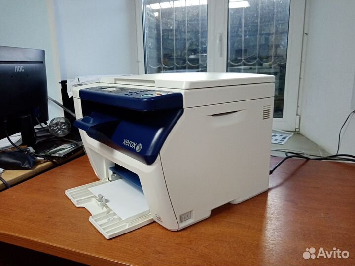 Принтер сканер копир лазерный цветной