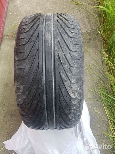 Nokian Tyres NRY 255/40 R17