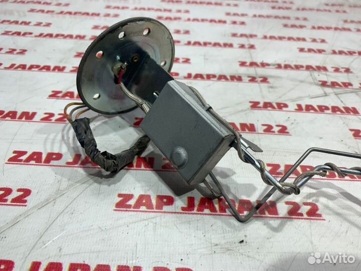 Датчик уровня топлива Toyota Town Ace Noah SR50 3S