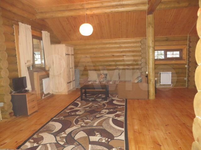 Дом 184 м² на участке 7 сот.