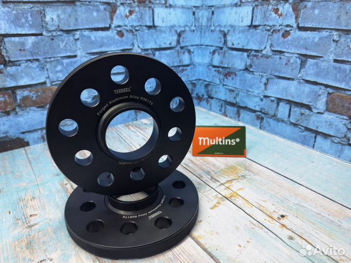 Колесные проставки на Audi 200