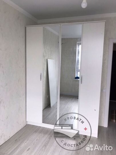 Шкаф распашной