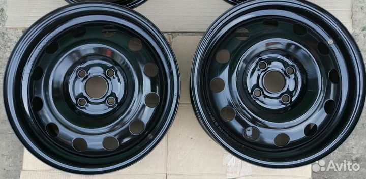 Штампованные диски на KIA RIO r15