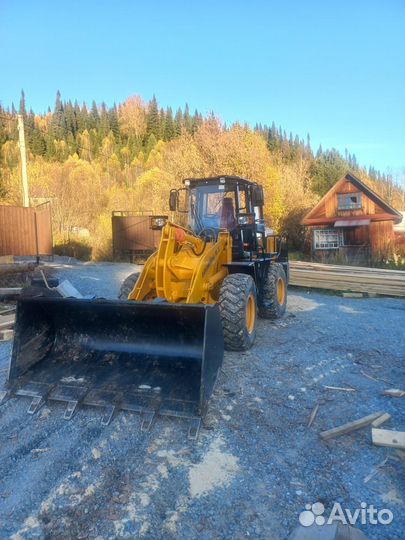 Фронтальный погрузчик