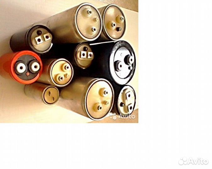 Конденсатор, резистор