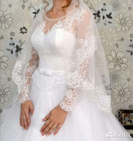 Свадебное платье