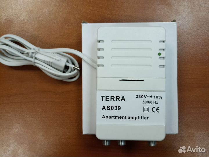 Усилитель TV сигнала Terra AS039 тв