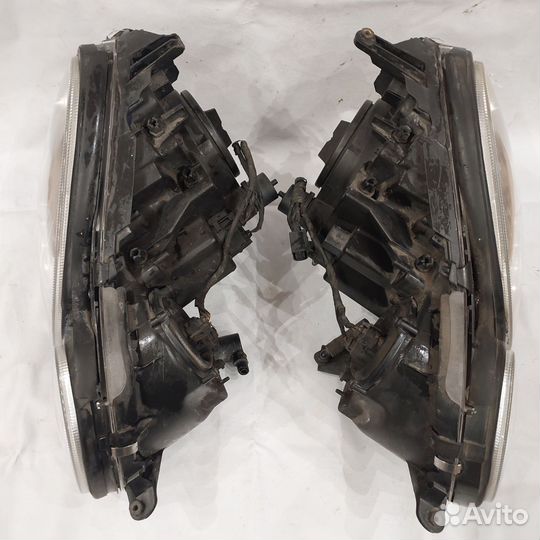 Фары Mercedes W211 Ксенон Комплект