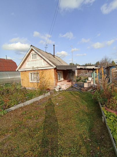 Дача 28 м² на участке 6 сот.