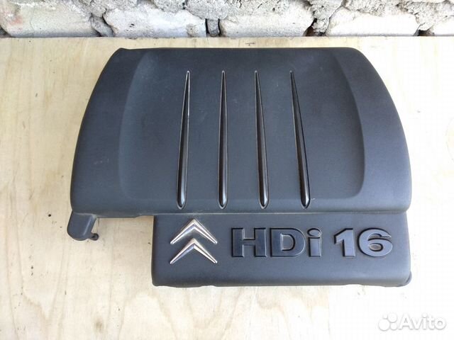 Крышка двигателя 1.6 hdi Ситроен С4 Пикассо