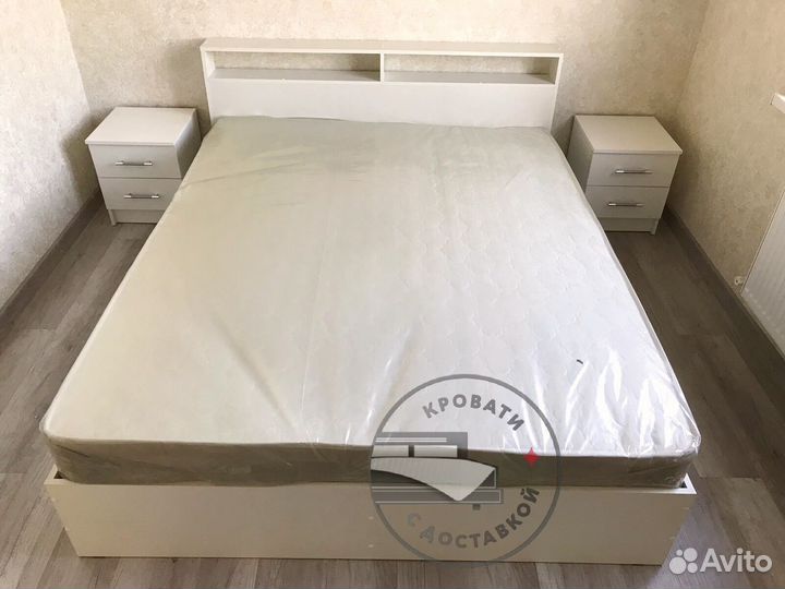 Кровать