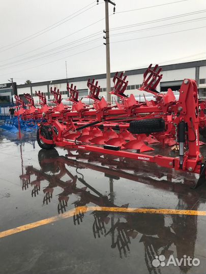 Плуг Berkoot 8к (6+1+1) on-land, 2023