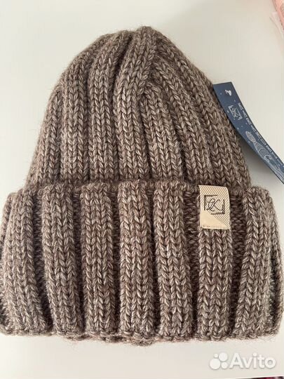 Новая шапка с биркой,шерсть,очень тёплая