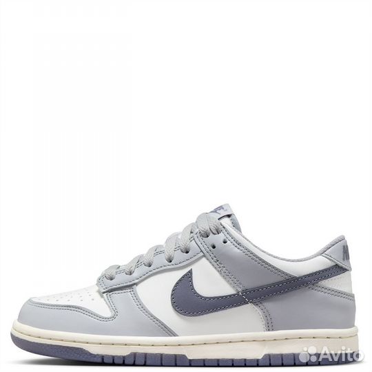 Nike Dunk Low SE Light Carbon