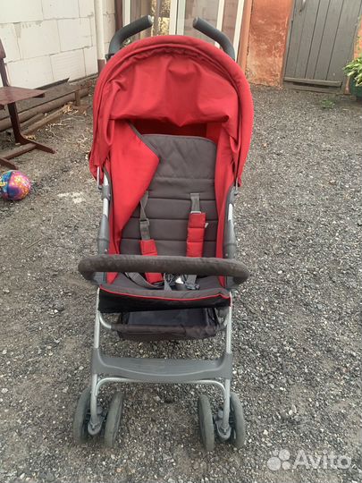 Прогулочная коляска