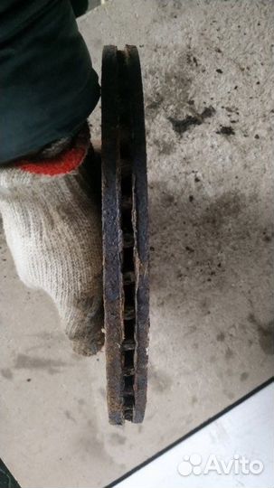 Тормозной диск передний Hyundai Avante 2010-2015