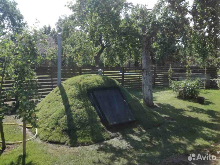 Бесшовный пластиковый погреб Tingard 1500