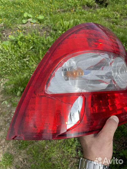 Задний фонарь на priora(левый)