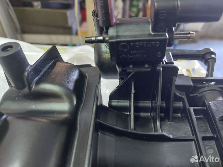 Впуск.коллектор 06J133201BH