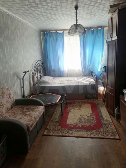 Комната 37 м² в 2-к., 3/3 эт.