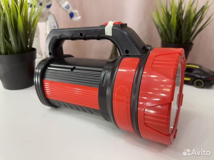 Фонарь светодиодный