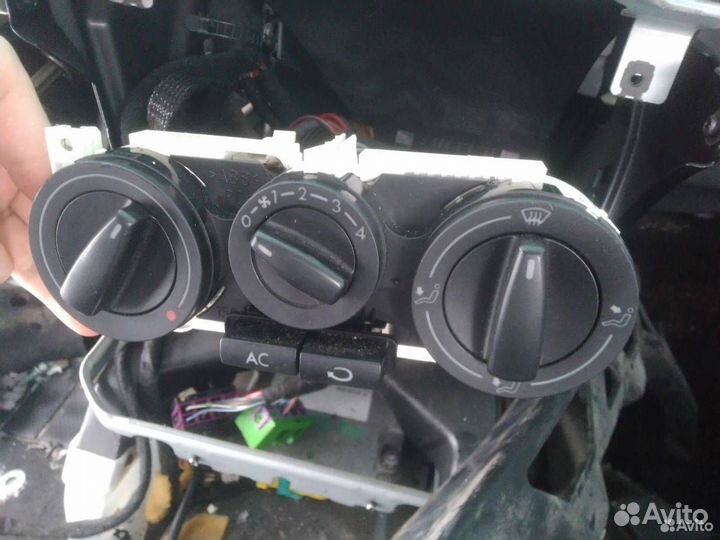 Блок управления печки/климат-контроля Volkswagen