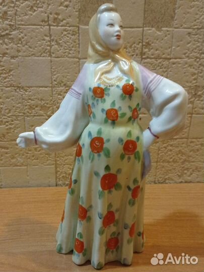 Статуэтка плясунья