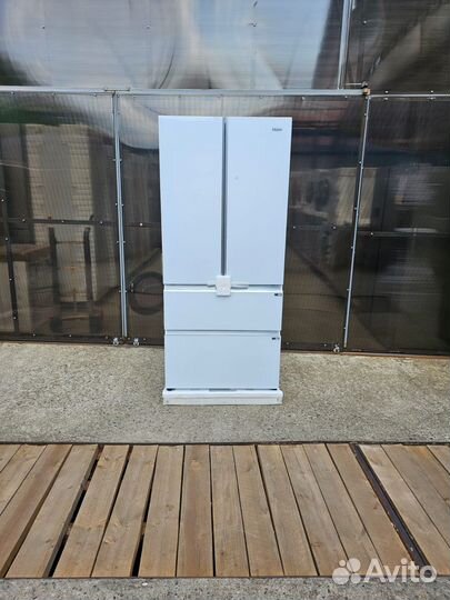 Холодильник Haier HB18fgwaaaru
