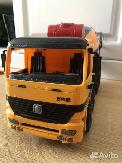 Бетономешалка игрушка б/у