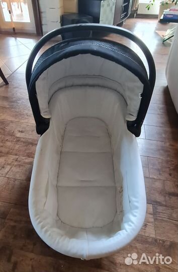 Люлюка peg perego + ремни безопасности