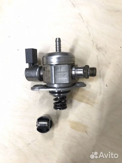 Насос тнвд 06K127025E Passat B8,1.8 TSI