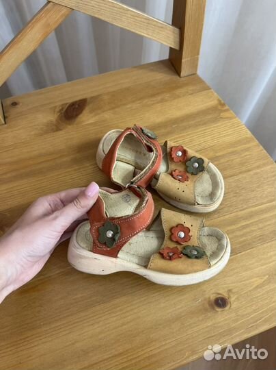 Сандалии котофей 24