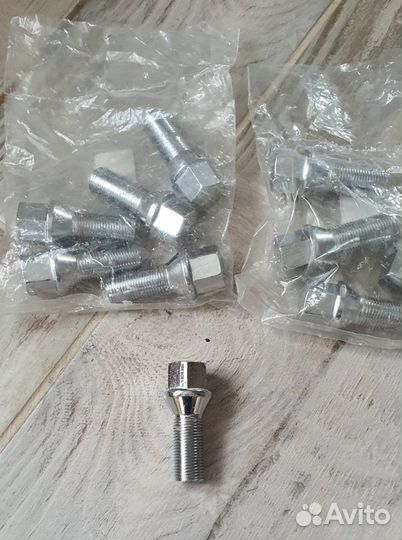 Комплект колесных болтов для BMW