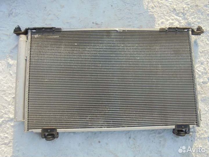 Радиатор кондиционера Toyota Avensis AZT251